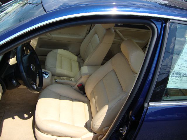 Volkswagen Passat 2004 photo 2