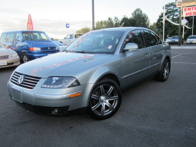 Volkswagen Passat 2004 photo 4