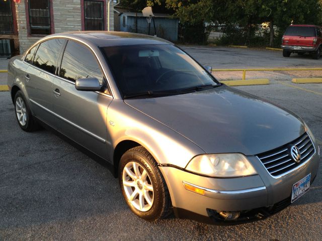 Volkswagen Passat 2004 photo 4