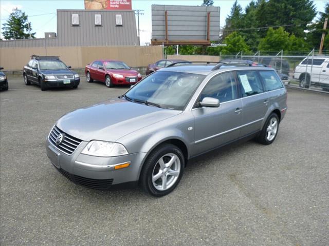 Volkswagen Passat 2004 photo 1