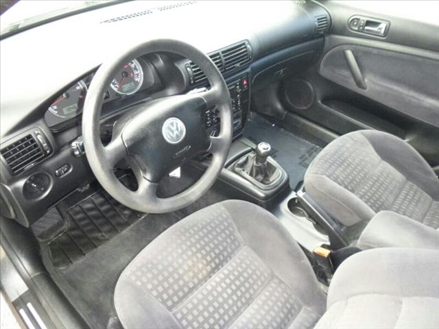 Volkswagen Passat 2004 photo 4