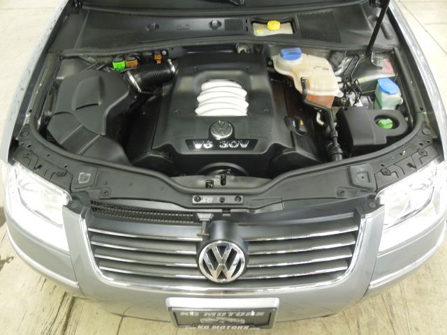 Volkswagen Passat 2004 photo 22