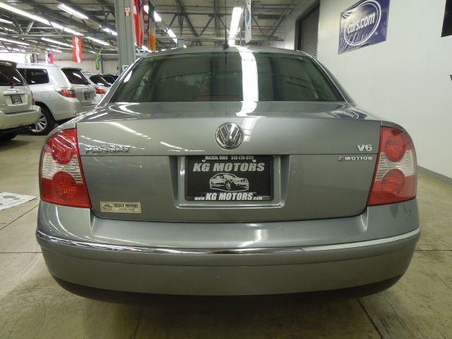 Volkswagen Passat 2004 photo 6