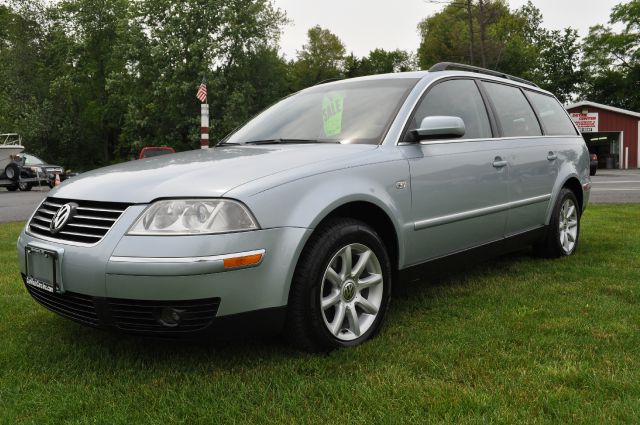 Volkswagen Passat 2004 photo 3