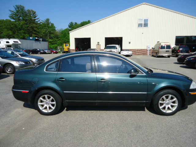 Volkswagen Passat 2004 photo 5