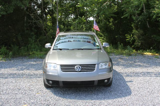 Volkswagen Passat 2004 photo 3