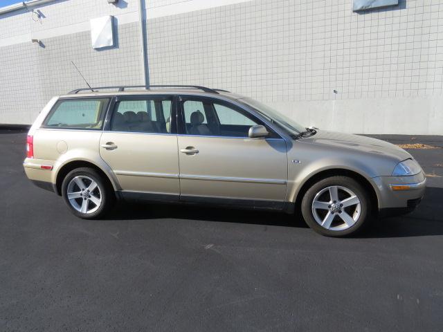 Volkswagen Passat 2004 photo 1