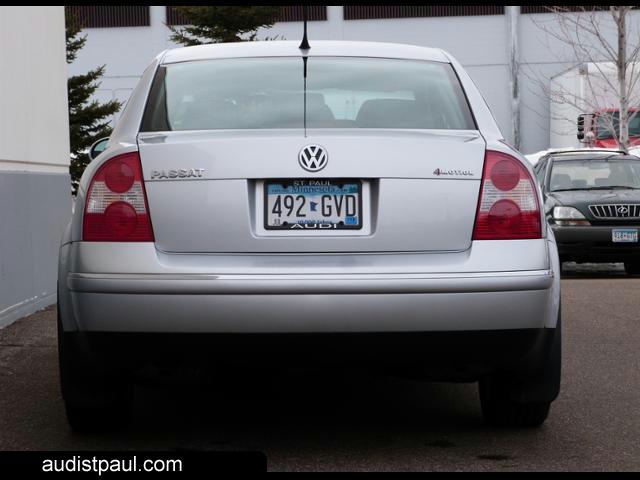 Volkswagen Passat 2004 photo 3