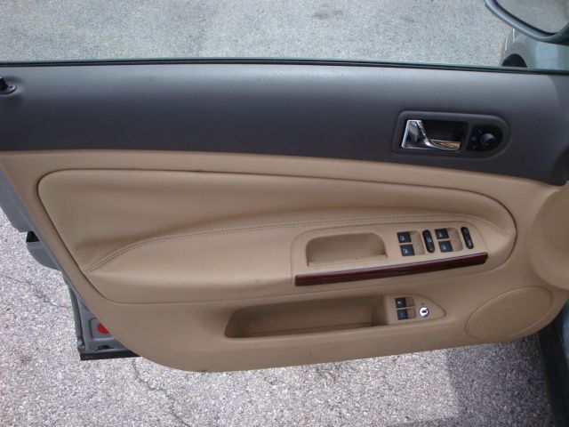 Volkswagen Passat 2005 photo 10