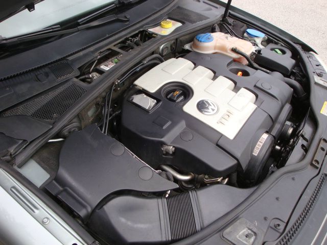 Volkswagen Passat 2005 photo 24