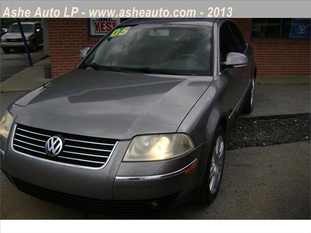 Volkswagen Passat 2005 photo 4