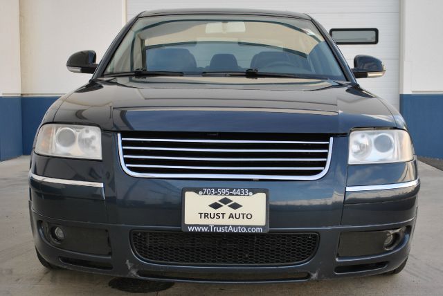 Volkswagen Passat 2005 photo 22