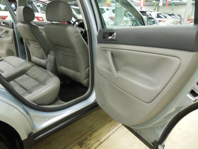 Volkswagen Passat 2005 photo 18