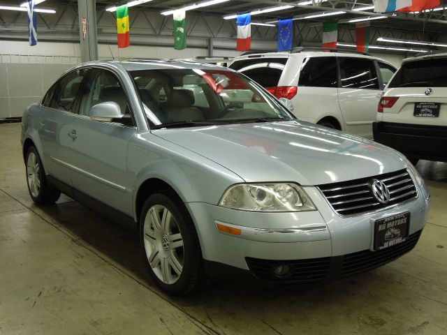 Volkswagen Passat 2005 photo 22