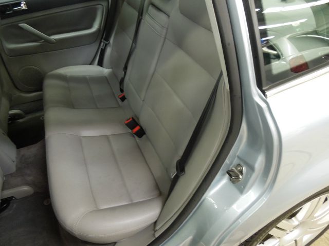 Volkswagen Passat 2005 photo 28