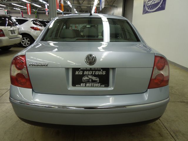 Volkswagen Passat 2005 photo 7