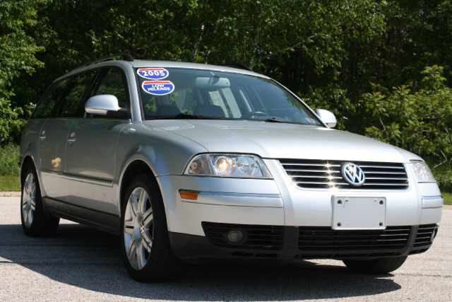 Volkswagen Passat 2005 photo 27