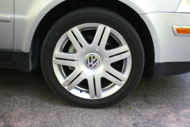 Volkswagen Passat 2005 photo 3