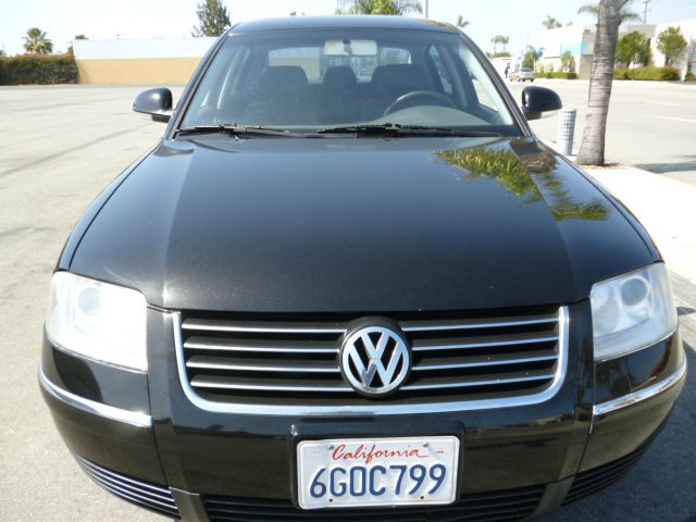 Volkswagen Passat 2005 photo 19