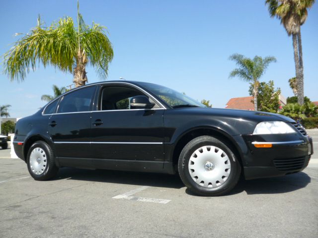 Volkswagen Passat 2005 photo 2