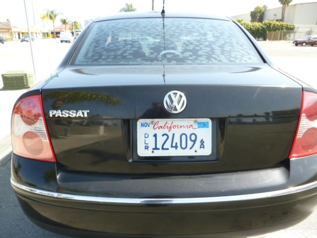 Volkswagen Passat 2005 photo 20