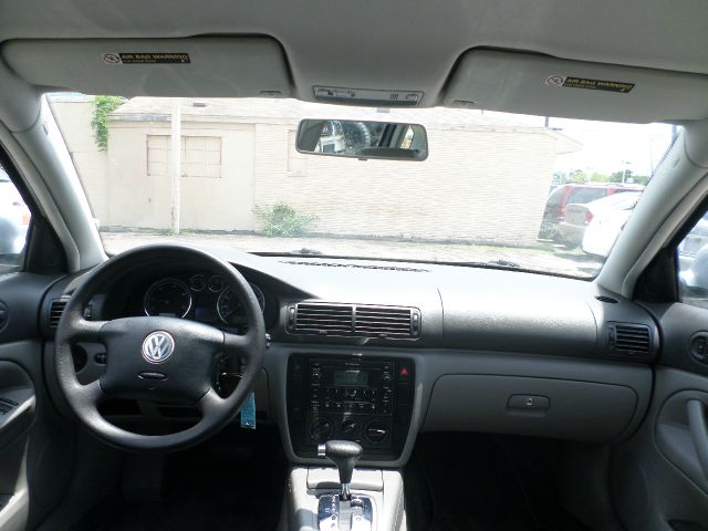 Volkswagen Passat 2005 photo 3