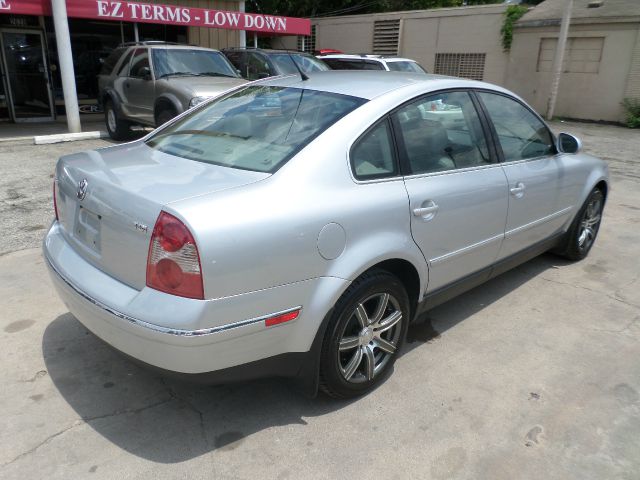 Volkswagen Passat 2005 photo 6