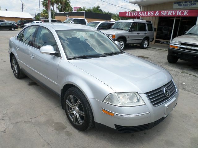 Volkswagen Passat 2005 photo 7