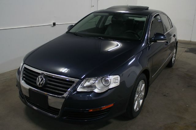 Volkswagen Passat 2006 photo 1