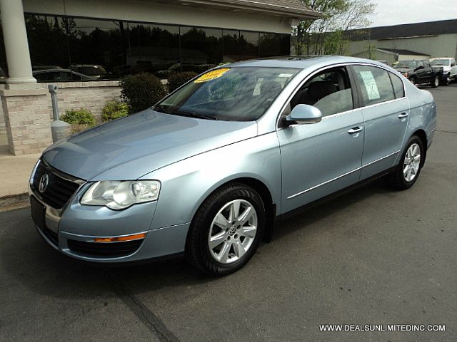 Volkswagen Passat 2006 photo 11