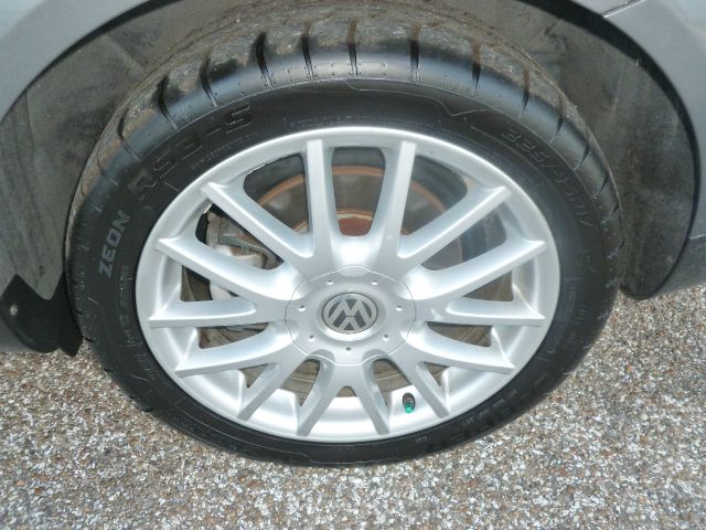 Volkswagen Passat 2006 photo 11