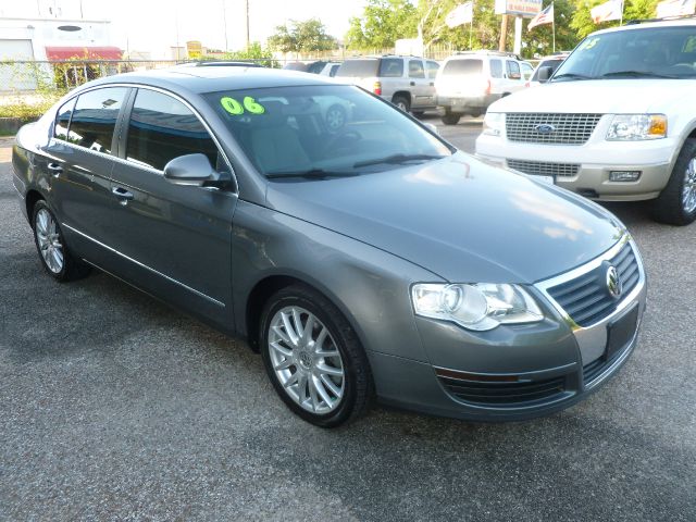 Volkswagen Passat 2006 photo 24