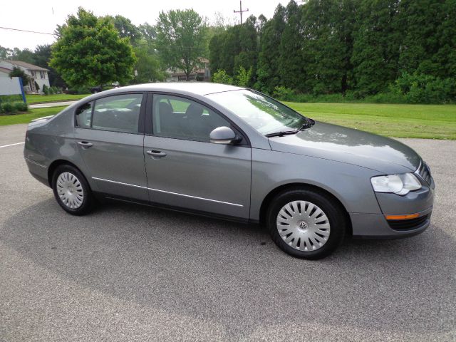 Volkswagen Passat 2006 photo 11