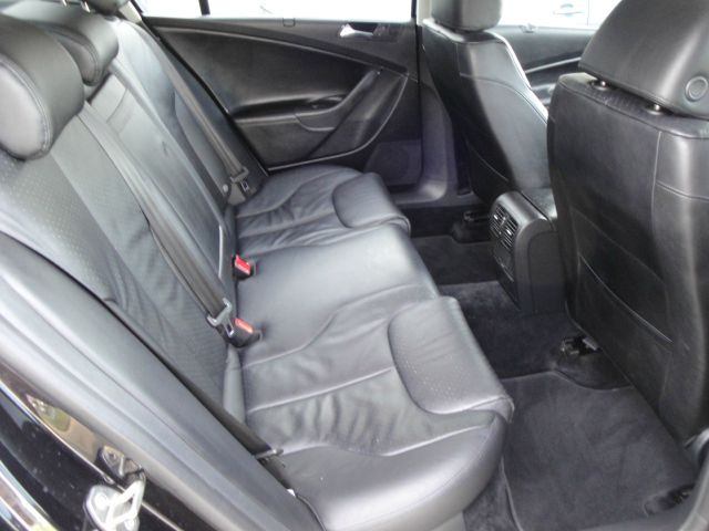 Volkswagen Passat 2006 photo 11