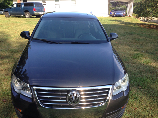 Volkswagen Passat 2006 photo 2