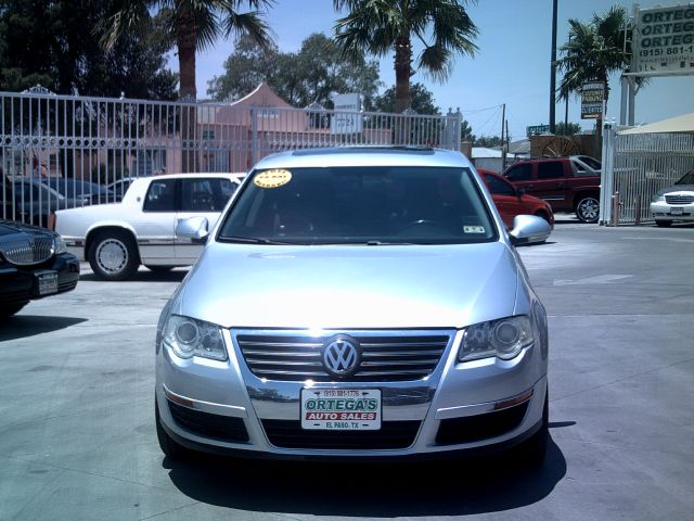 Volkswagen Passat 2006 photo 1