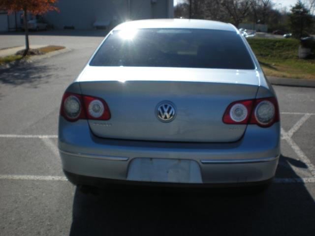 Volkswagen Passat 2006 photo 3