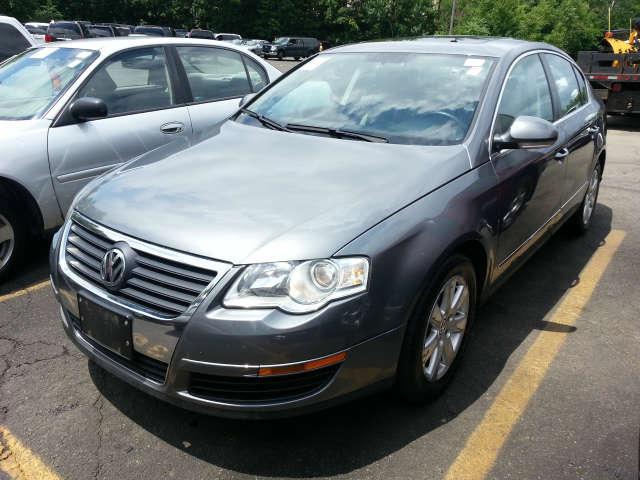 Volkswagen Passat 2006 photo 1