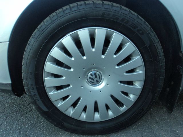 Volkswagen Passat 2006 photo 13