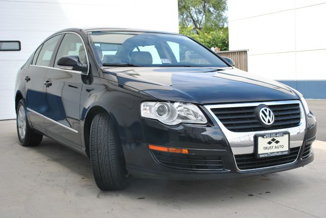 Volkswagen Passat 2006 photo 2