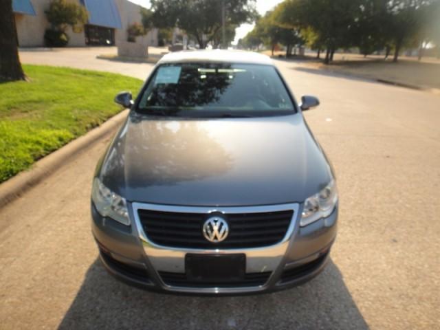 Volkswagen Passat 2006 photo 1