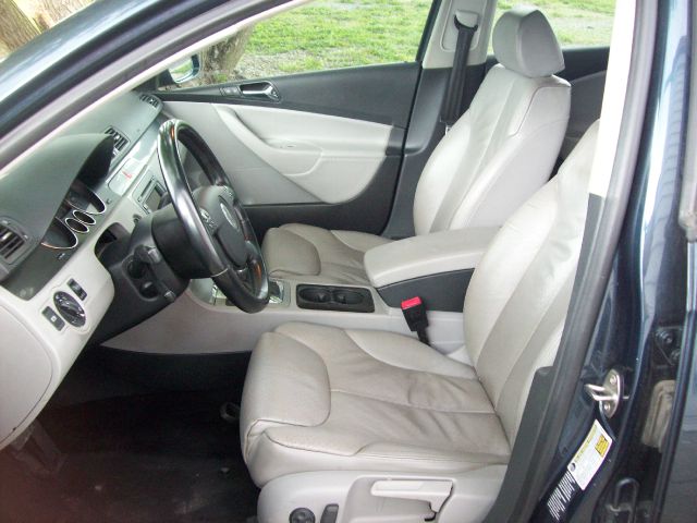 Volkswagen Passat 2006 photo 1