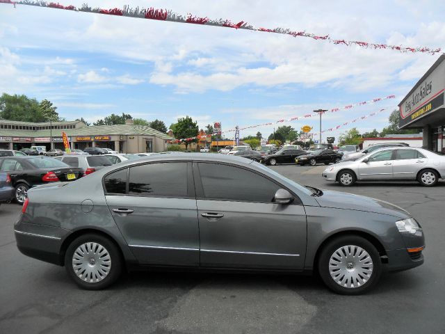 Volkswagen Passat 2006 photo 1