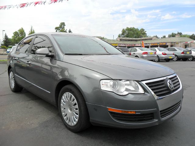 Volkswagen Passat 2006 photo 2