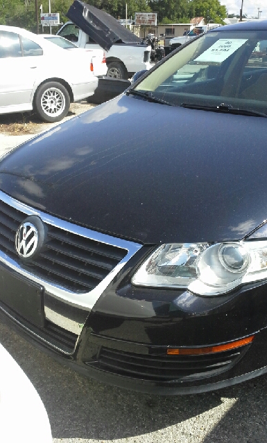 Volkswagen Passat 2006 photo 2