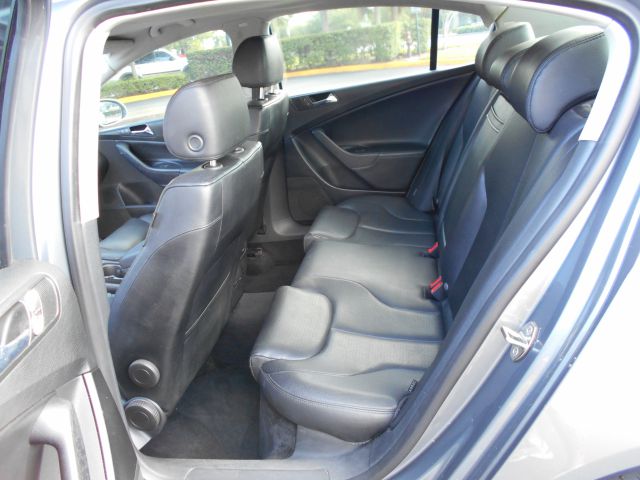 Volkswagen Passat 2006 photo 1