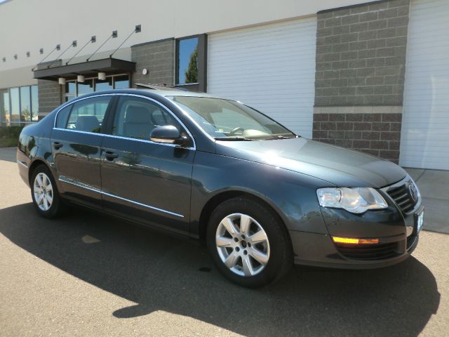 Volkswagen Passat 2006 photo 1