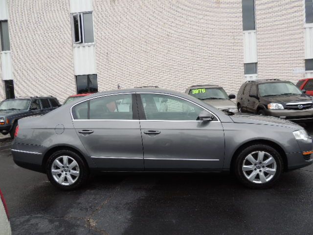 Volkswagen Passat 2006 photo 18