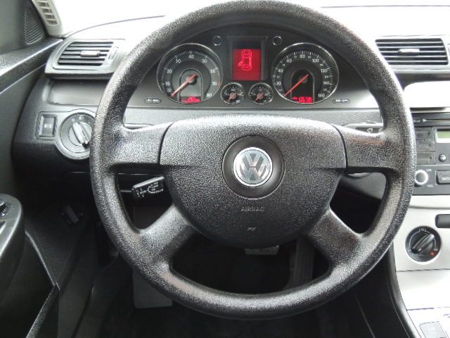 Volkswagen Passat 2006 photo 4