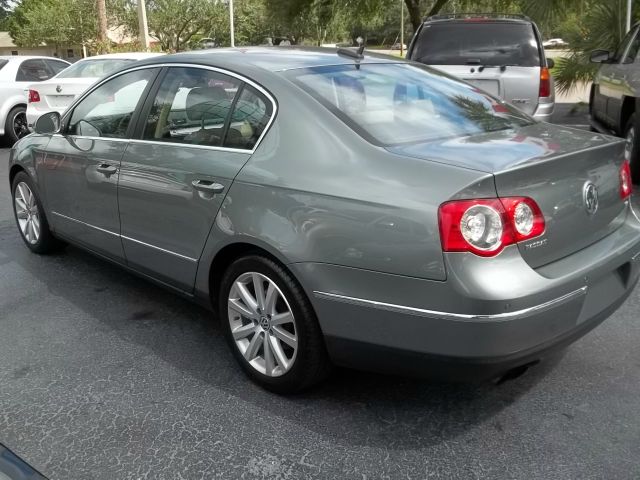 Volkswagen Passat 2006 photo 2